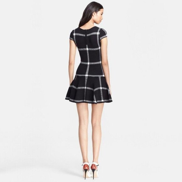 Alice + Olivia Selma Checkered Drop Waist Dress ASO Spencer Hastings - Picture 6 of 13